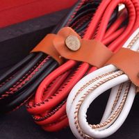 Cable de Datos USB de Alta Calidad con Diseño de Jeans Azules y Conector Micro USB