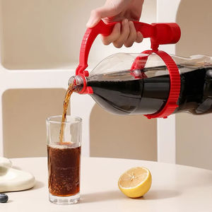 Juego de bebidas de mano con mango de plástico y abrebotellas Botella de agua de soda para verter Cola - Product Image 1