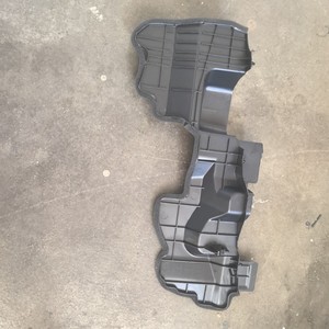 Left And Right <b>Radiator</b> Baffles For 2016 Toyota Es300h Pp Material Replacement Parts - Product Image 3