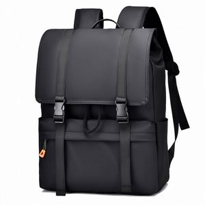 Mochila negra con puerto de carga USB, orificio para auriculares y película de cuero de moda con logotipo personalizado. - Product Image 5