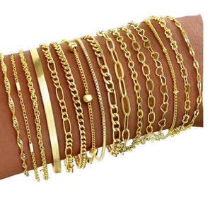 Set <span class=keywords><strong>de</strong></span> 5 Pulseras <span class=keywords><strong>de</strong></span> Cadena <span class=keywords><strong>de</strong></span> Aleación Chapadas en Oro, Modernas y Apilables, con Eslabones Herringbone, <span class=keywords><strong>Figaro</strong></span> y Cubano - Regalo - Product Image 4