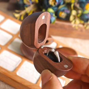 กล่องใส่แหวนรูปหัวใจไม้วอลนัทสีดำ น้ำหนักเบา พกพาสะดวก สำหรับขอแต่งงาน งานหมั้น - Product Image 5