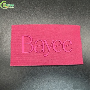 Patchs de créateur en silicone 3D en relief à haute saturation des couleurs, transfert thermique, impression en caoutchouc souple, patchs thermocollants pour vêtements - Product Image 3
