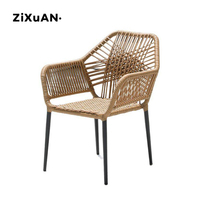 Tables d'extérieur, mobilier de patio, fauteuils, chaises de jardin et de restaurant, table basse de bistrot, chaise nordique de café, ensemble de table à manger de luxe