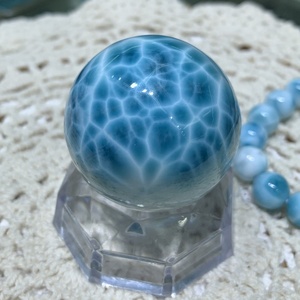 珍贵和美丽的天然 AAAAA 级珍贵稀有珠子蓝宝石蓝色 Larimar 球