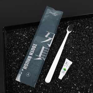 Juego de Cepillo de Dientes y Pasta Dental Desechables Kashrul, Cerdas Suaves, Artículos de Aseo para Huéspedes de Hotel - Product Image 3