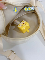 OEM/ODM pour Sac à bandoulière et sacoche de rangement transparente à fenêtre, avec fermeture éclair à bouton fantaisie, pour un style mignon et animé sur le thème de l'anime, idéal pour l'été