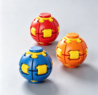 Mini-balle anti-stress en plastique à presser et à tourner, jouet de décompression à double mode de jeu, spinner de bureau transfrontalier