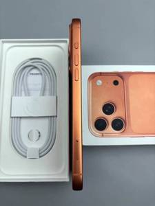 Téléphone 17 Pro Max Version Débloquée Neuve 6,9 Pouces Système Android Smartphone 4G 5G Double SIM 12 Go + 512 Go Charge Sans Fil - Product Image 5