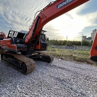 斗山 DX225LCA 中型挖掘机 22 吨重型挖掘机，适用于可靠的城市建筑和采石场作业