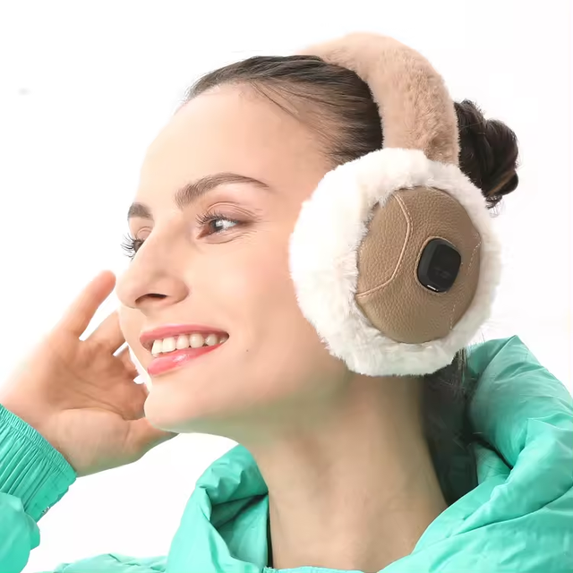 Wireless Electric Heated Ear Warmer, Ear Muffs With 2000 MAh Li-ion Battery for Skiing, Biking, Fishing, Hiking in Cold Winter