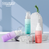 Flacon pulvérisateur pour soin de la peau de luxe personnalisé, transparent, 100, 120, 150 ml, en plastique PET, flacon pulvérisateur pour brume corporelle, flacon pulvérisateur pour toner visage, emballage cosmétique