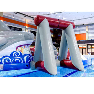 Circuito de Obstáculos Inflable para Piscina con Múltiples Retos, Piscina Inflable con Forma de Tiburón, Área de Juegos Flotante - Product Image 6