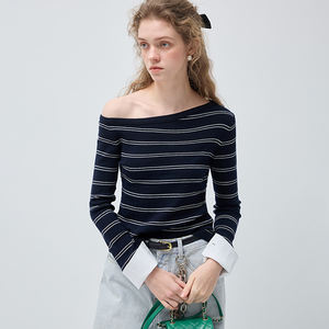 VEGA CHANG <span class=keywords><strong>เสื้อ</strong></span>ยืดผ้าวูลลายทางสำหรับผู้หญิงแบบเปิดไหล่ ดีไซน์ไหล่ข้างเดียว <span class=keywords><strong>สี</strong></span>กรมท่า<span class=keywords><strong>ขาว</strong></span>ลายทาง <span class=keywords><strong>เสื้อ</strong></span>ลำลอง - Product Image 1