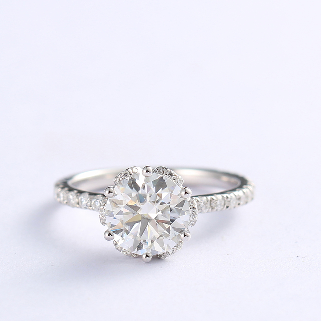 Maiyi Gem Platinum Jewelry Pt950 Moissanite VVS Round Brilliant Cut Pave Setting Classic Wedding Engagement Ring