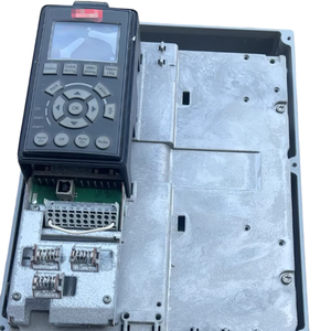 VFD Serie FC51 FC-051P11KT4E20HXBXC 136 N8936 Inverter <span class=keywords><strong>11KW</strong></span> 2HP Mit dem Display auf Lager - Product Image 3