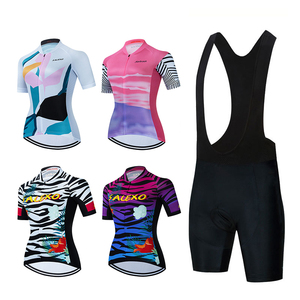 Femme vélo maillot ensemble séchage rapide cyclisme vêtements pour femmes route vélo porter vtt <span class=keywords><strong>tenue</strong></span> rembourré Shorts vêtements de sport personnalisé - Product Image 1