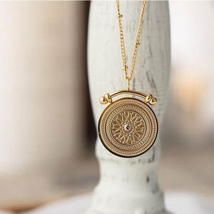 Collar con colgante vintage de acero inoxidable 316L, chapado en oro PVD de 14K/18K, joyería fina, collares de moda para mujer - Product Image 5