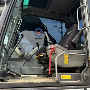 Excavadora Volvo EC 300 Usada - Excelente Rendimiento con Aval de Opiniones Positivas de los Usuarios, Fácil Operación y Buena Visibilidad - Product Image 6