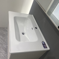 Ensemble de meuble-lavabo mural moderne avec vasque en céramique, armoire miroir, porte en acier inoxydable, profilé en aluminium facile à nettoyer