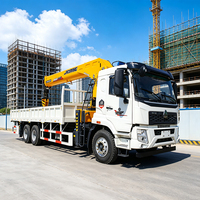 Grue sur camion JIUBANG 16 tonnes à flèche en U à 5 segments, système de freinage pneumatique, pour usage en construction, hauteur de levage 21m, vente directe usine