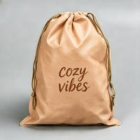 Sac à cordon robuste en non-tissé à motif de dessin animé, écologique, personnalisable en gros, pochette de rangement portable pour voyageurs, utilisateurs de salle de sport et vente au détail
