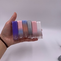 Emballage personnalisé pour tubes de gloss à lèvres vides 5ml 8ml 10ml 15ml avec bouchon à vis, impression sérigraphique, tubes transparents avec applicateur, marque privée, soins de la peau