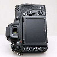Appareil photo numérique reflex numérique professionnel d'occasion Nikon D750 avec batterie et chargeur de batterie