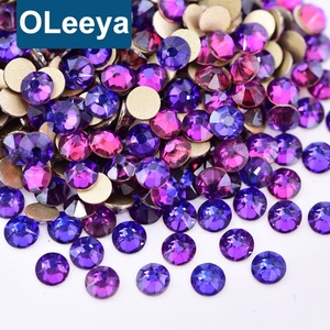 Strass en verre à dos plat, cristal SS20, velours violet, 16 facettes, haute qualité, nouvelle collection, pour nail art et bijoux, de l'usine Oleeya - Product Image 1
