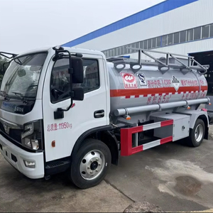 Camion-citerne sur mesure pour 6 cuves <span class=keywords><strong>de</strong></span> <span class=keywords><strong>soude</strong></span> <span class=keywords><strong>caustique</strong></span> à 50% avec certification GCC - Product Image 1