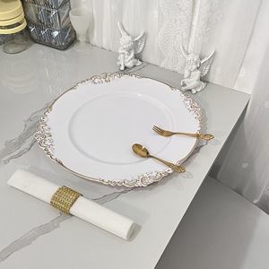 Assiettes de présentation 13 pouces, assiettes de dessert avec bord doré, assiettes de présentation rondes baroques pour dîner, mariage, événements en gros - Product Image 5