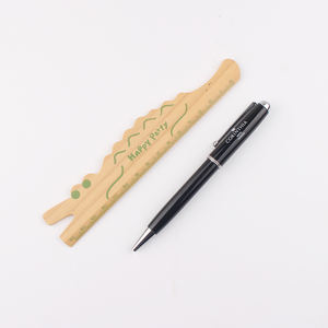 Bolígrafo de Acero Inoxidable Negro con Logotipo Personalizado para Hotel - Product Image 6