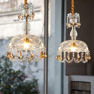 Lampada a sospensione in cristallo Vintage francese di lusso per il ristorante balcone <span class=keywords><strong>corridoio</strong></span> <span class=keywords><strong>corridoio</strong></span> <span class=keywords><strong>lampadario</strong></span> di cristallo comodino - Product Image 1
