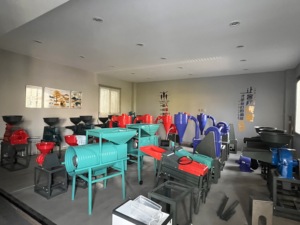 Máquinas agrícolas 3 en 1 Máquina de corte de paja picadora de heno amasadora de hierba con precio al por mayor - Product Image 6