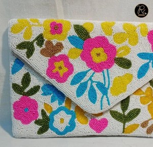 Pochette de soirée élégante et légère en perles de luxe pour femmes, idéale pour les mariages, les galas, les fêtes et les célébrations - Product Image 2