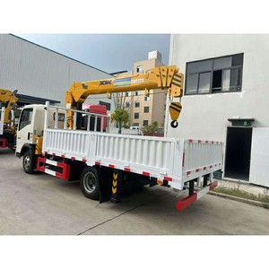 Vente directe d'usine HOWO 4x2 LHD/RHD Camion de 5 tonnes équipé d'une grue télescopique hydraulique - Product Image 5