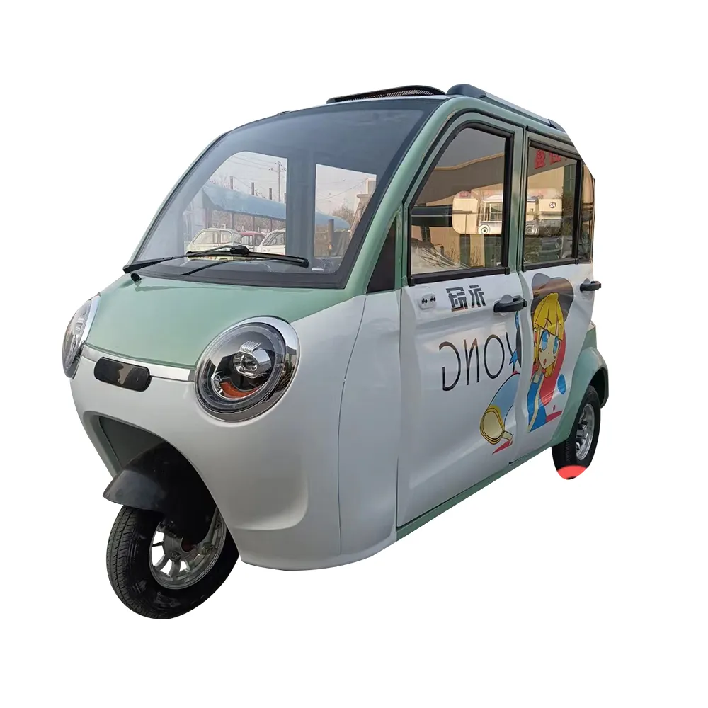 2024 China gran oferta cuatro puertas mini triciclos eléctricos pasajeros triciclos eléctricos para adultos