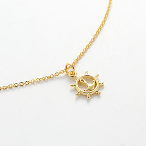 Collier pendentif en acier inoxydable plaqué or 18 carats pour femmes, tendance, multicouche, cœur, croix, chaîne carrée, cadeau en gros - Product Image 4