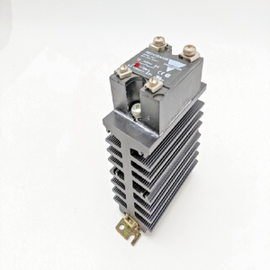 Nuevo y Original RE2450AA06 Negro 60Hz 50 <span class=keywords><strong>AMP</strong></span> 240V con Disipador de Calor en Stock en Almacén - Product Image 1