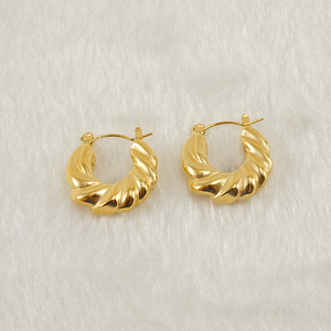 Zogxin Twisted <b>Huggie</b> Earrings Gold <b>Silver</b> U Shape Women's Everyday Wear Stainless Steel Fashion Jewelry - Product Image 4