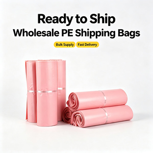 Bolsa de polietileno rosa para envíos al por mayor, impermeable, autosellable, gruesa, resistente a desgarros, con logo personalizable. - Product Image 1