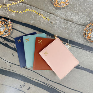 Porta Pasaportes Personalizado UNISEX MULTICOLOR de Cuero PU – Cartera para Documentos de Viaje y Boletos con Ranuras para Tarjetas - Product Image 2