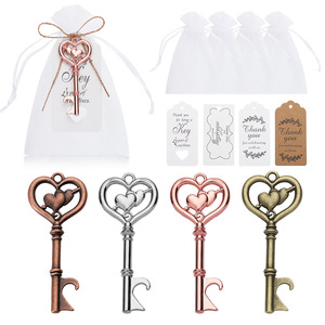 Porte-clés décapsuleur à double tranchant en alliage de zinc 7,5x3, breloque ouvre-bouteille pour cadeaux de mariage - Product Image 1