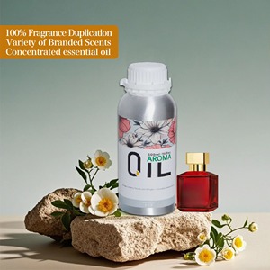 Huile de parfum Oud Arabe MANQIANYIN aux notes d'ambre et de musc, pureté 100%, certifiée IFRA, pour applications de parfumerie haut de gamme en gros - Product Image 1