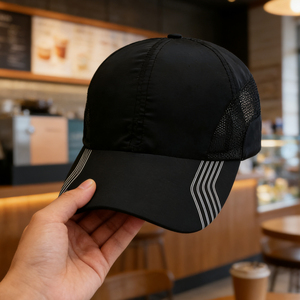 Casquette de course respirante à séchage rapide avec côtés en maille, idéale pour le golf, la randonnée et les sports de plein air, avec sangle réglable, style décontracté, type baseball - Product Image 3