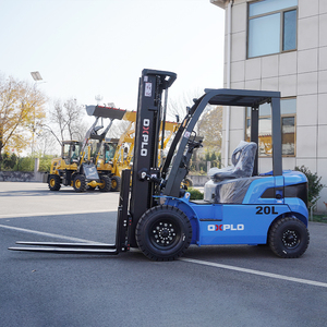 Дизельный вилочный погрузчик 2 тонны, высота подъема 3 метра, 3-секционная мачта свободного подъема, прочная конструкция для пересеченной местности и фермерских работ - Product Image 1