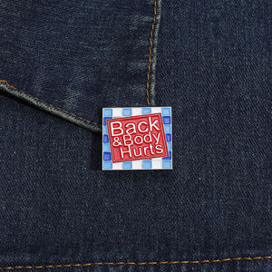 背部和身体伤害珐琅别针卡通方形对话框胸针翻领徽章有趣的灵感珠宝礼物给孩子朋友 - Product Image 2