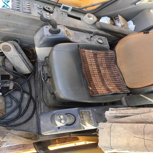 Boîte de vitesses et PLC d'occasion fiables pour grue sur chenilles/excavatrice XGC500 avec capacité de levage supérieure à 400 tonnes - Product Image 3