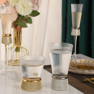 Coffrets de champagne à <span class=keywords><strong>pied</strong></span> haut unique, classiques et luxueux, élégants verres à vin en diamant pour événements de mariage - Product Image 3