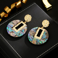 Boucles d'oreilles grandes et tendance de style européen et américain, en pierre naturelle, coquille d'ormeau rétro, design exagéré, niche unique